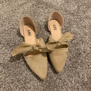 Nude Bow Flats size 9